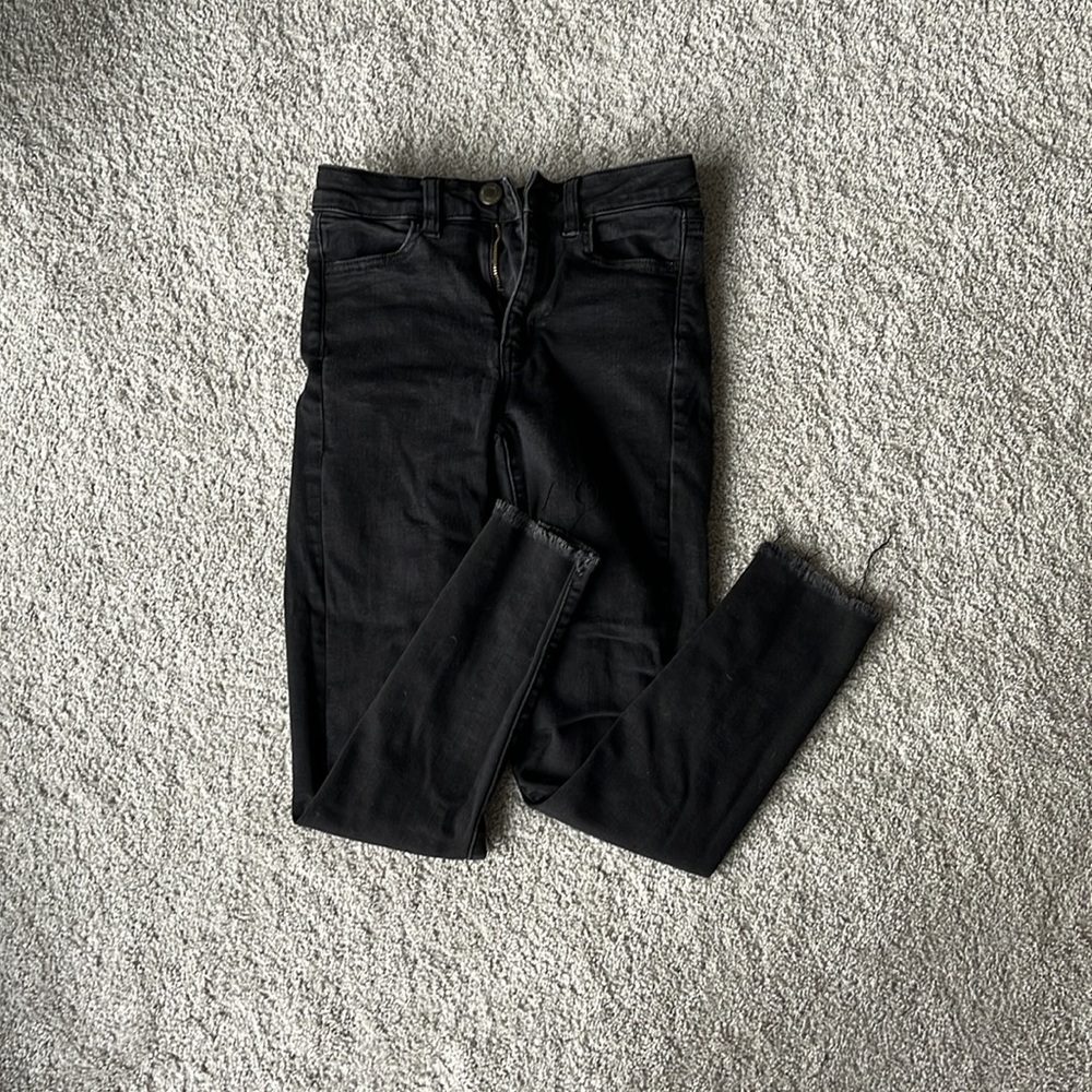 Black cropped American eagle skinny jeans - Picture 2 of 3